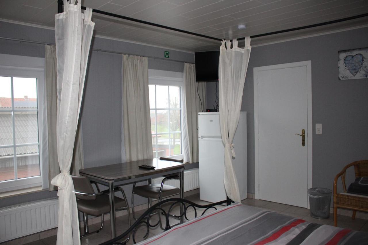 Breeden Steeger Hoeve Lichtervelde المظهر الخارجي الصورة